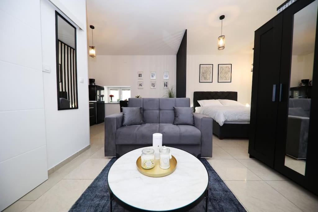 “Minipalais” Apartment In The Heart Of Zadar Exterior foto